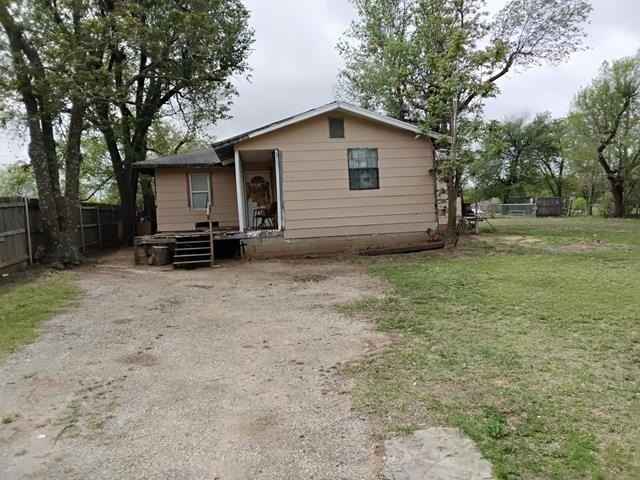 607 W Cheyenne  