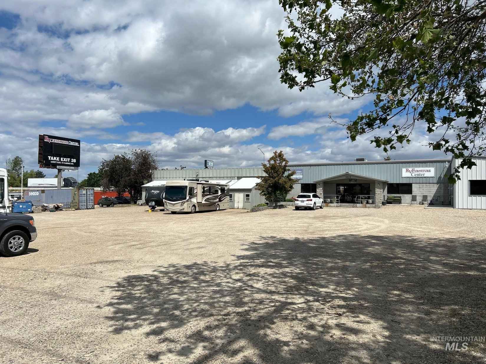 3828 E Flamingo  