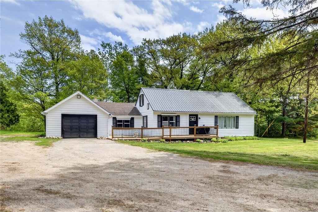 21020 River Rd  