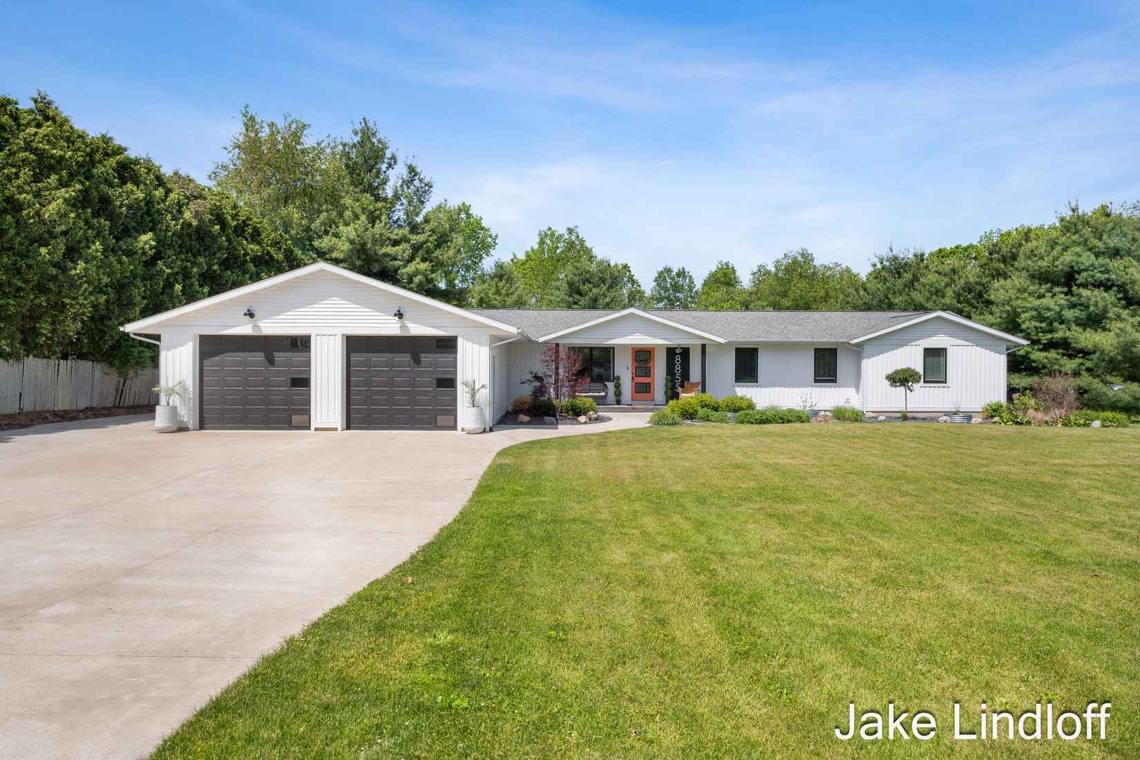 8855 Myers Lake Ave NE  