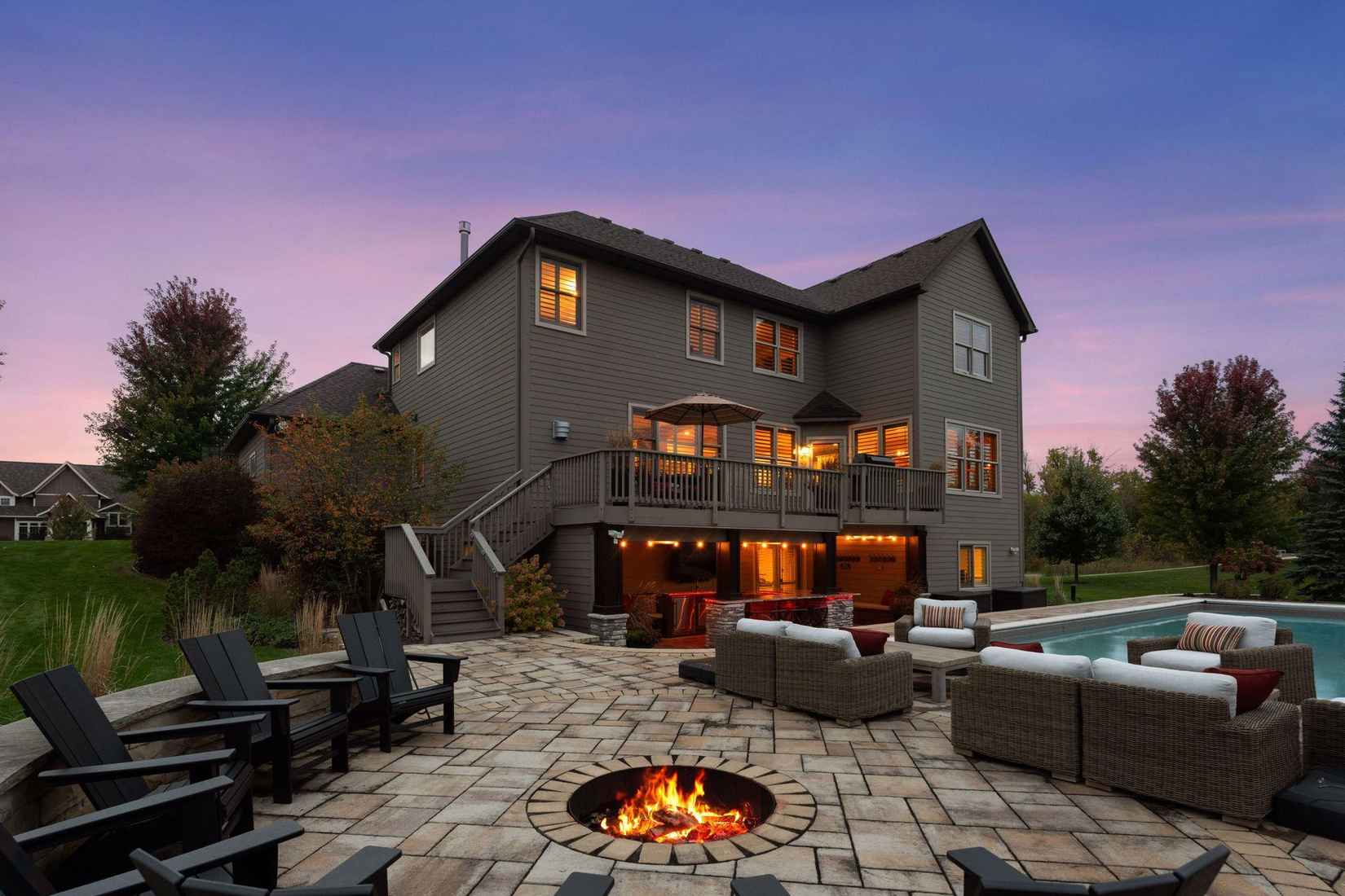 1010 Drake Ct  