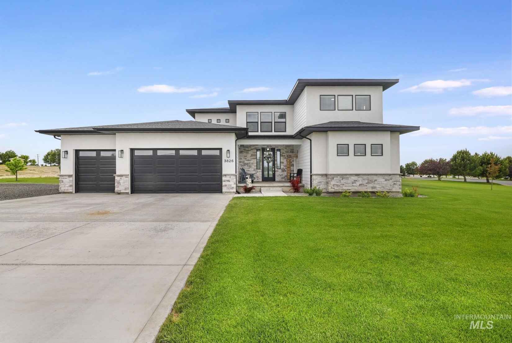 3826 Susan Cir  