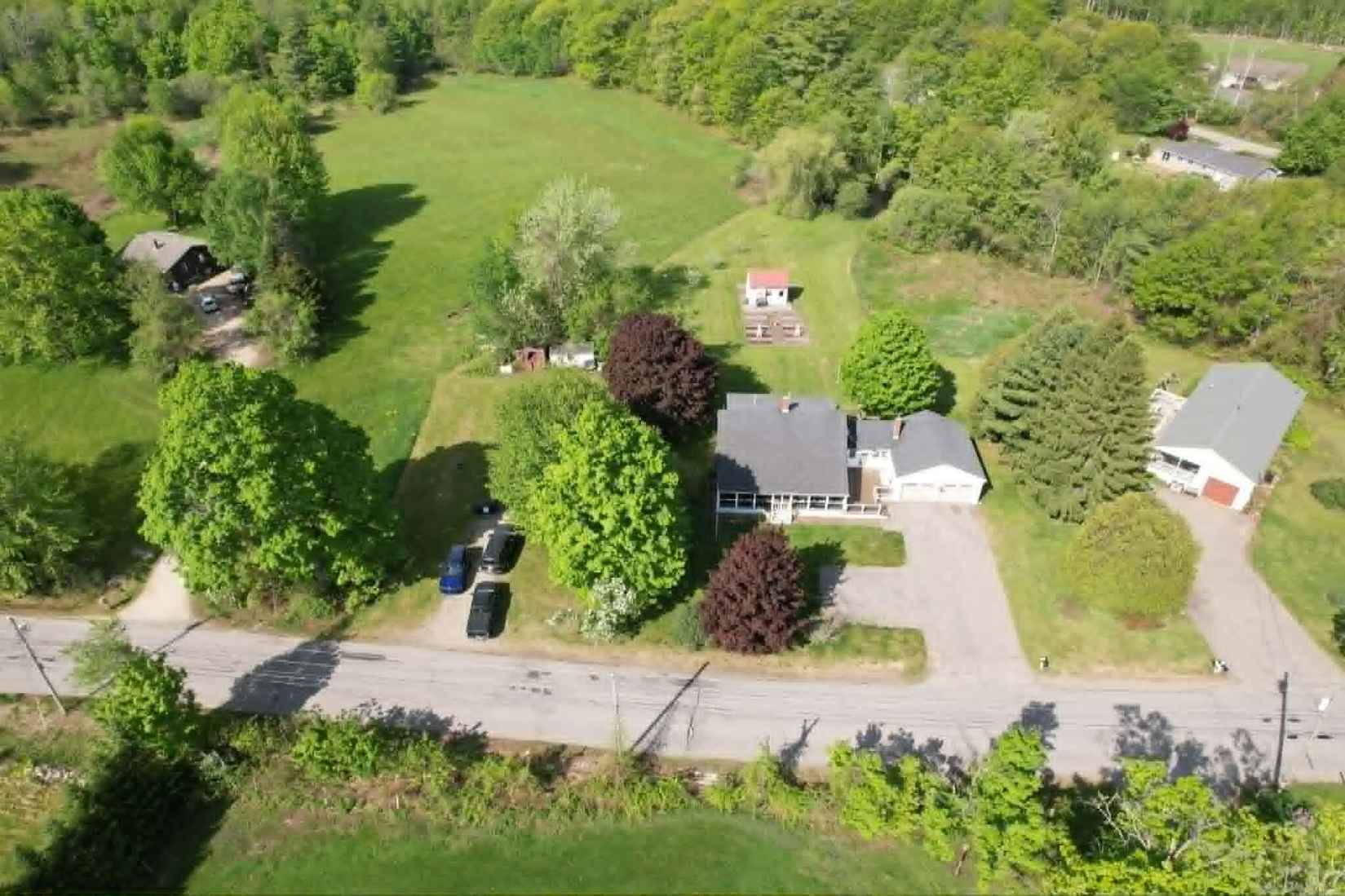 141 Bauneg Beg Rd  