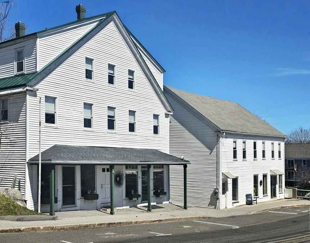 76 Main St  