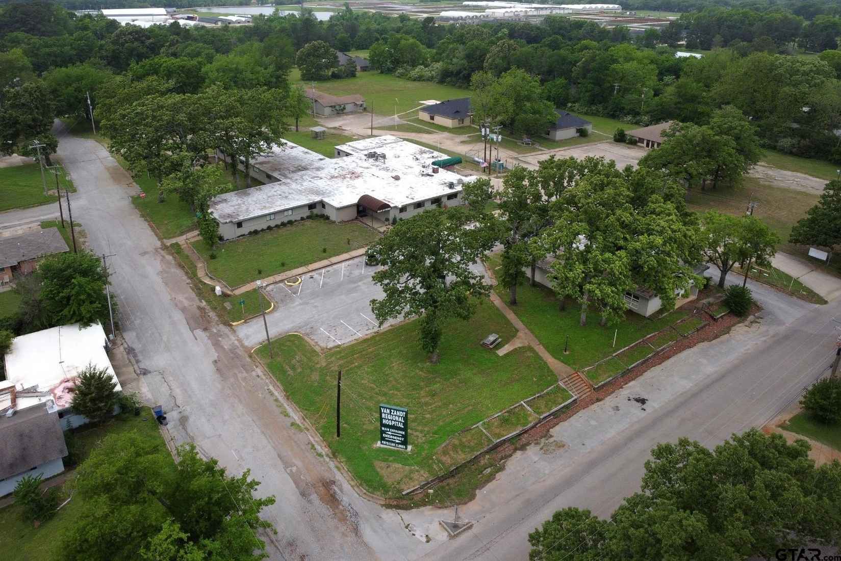 707 N Waldrip  
