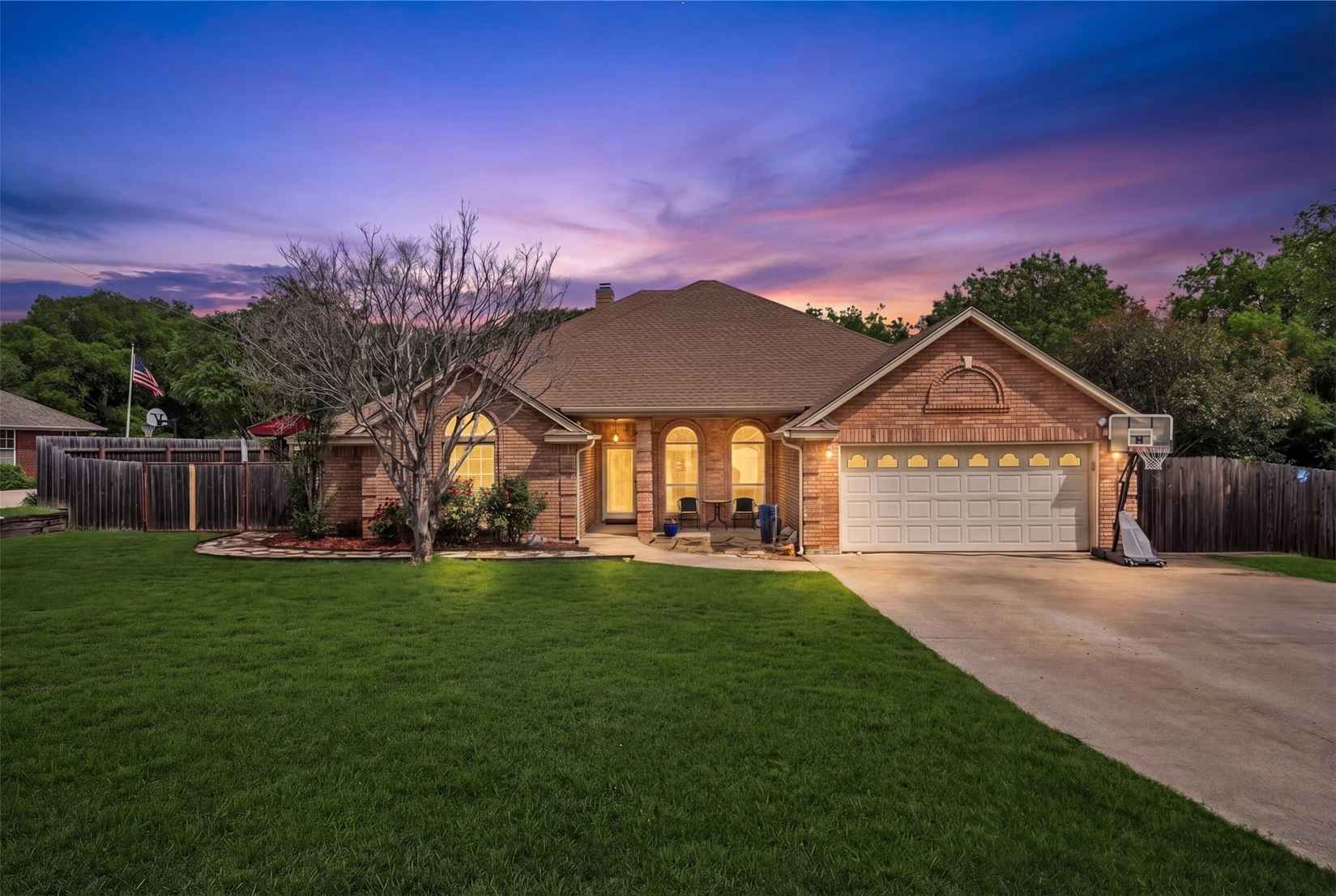 1557 Woodbee Ct  