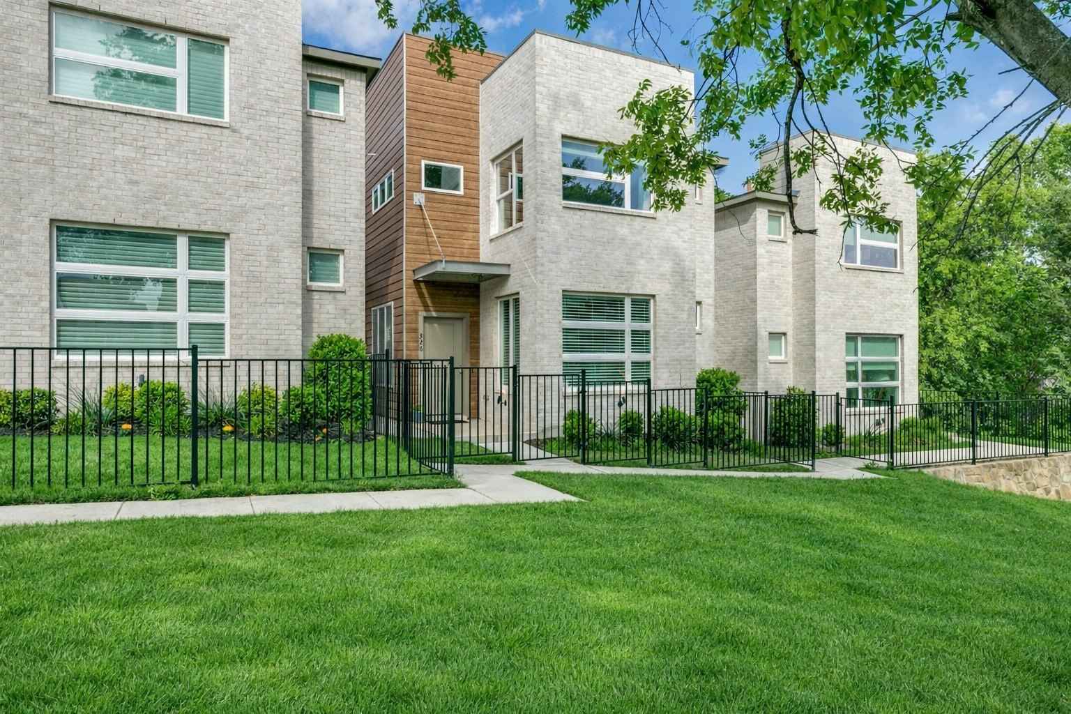 326 Oakbend Dr  