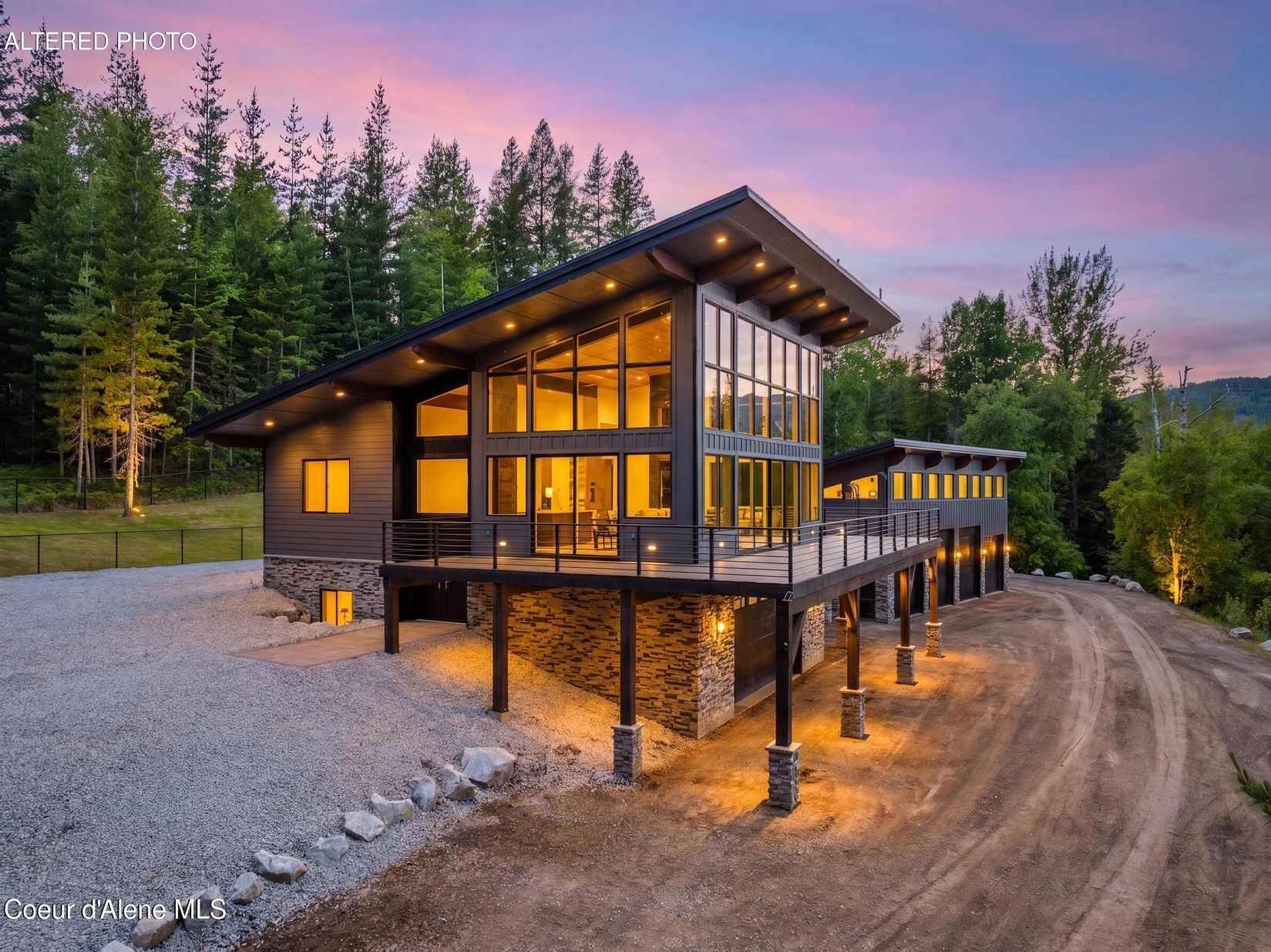 2282 N Center Valley Rd  