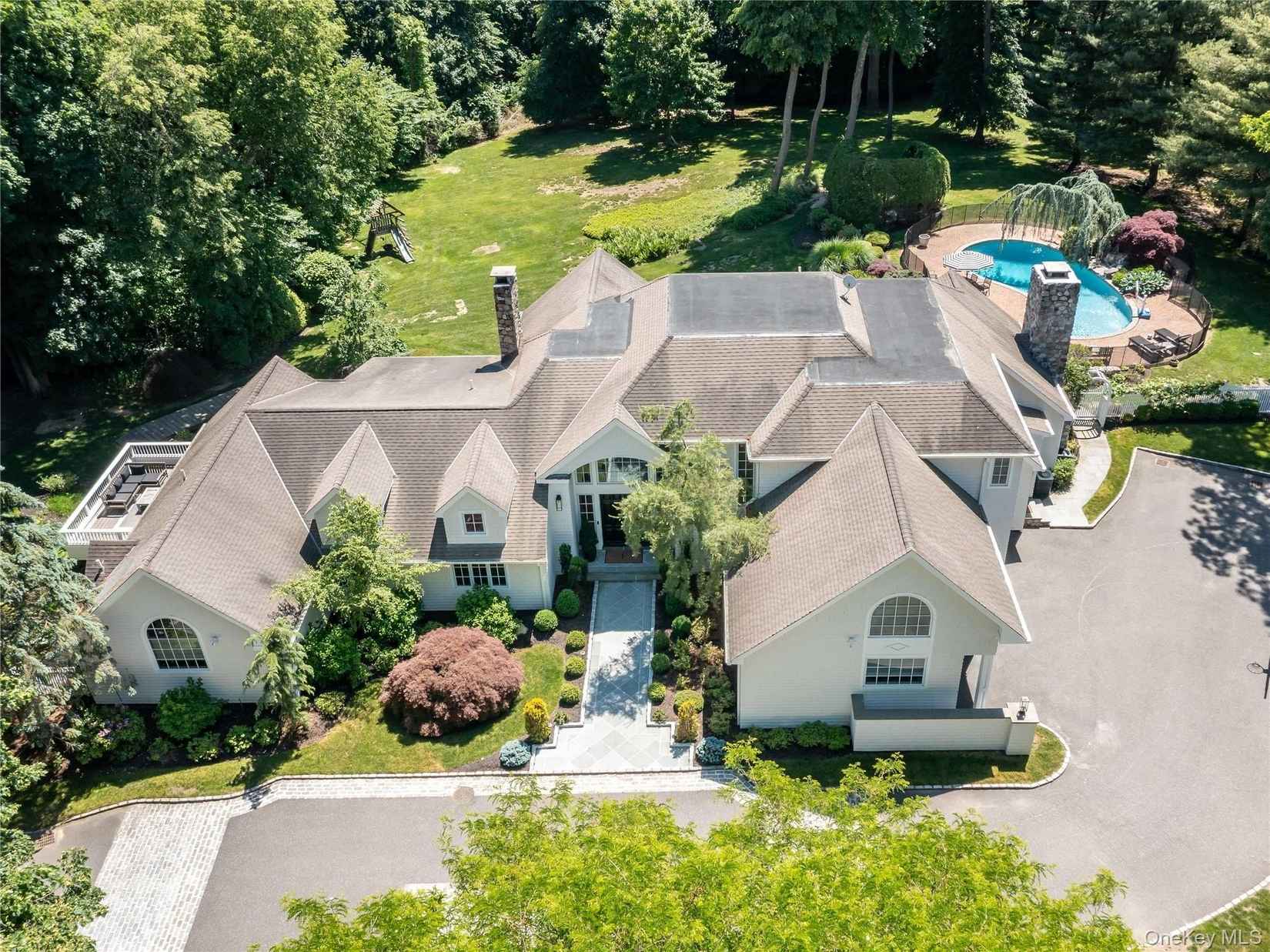 91 Woodhollow Ct  