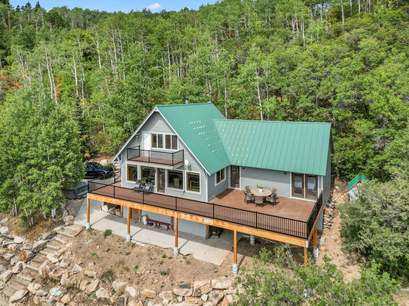 576 UPPER COVE Rd  