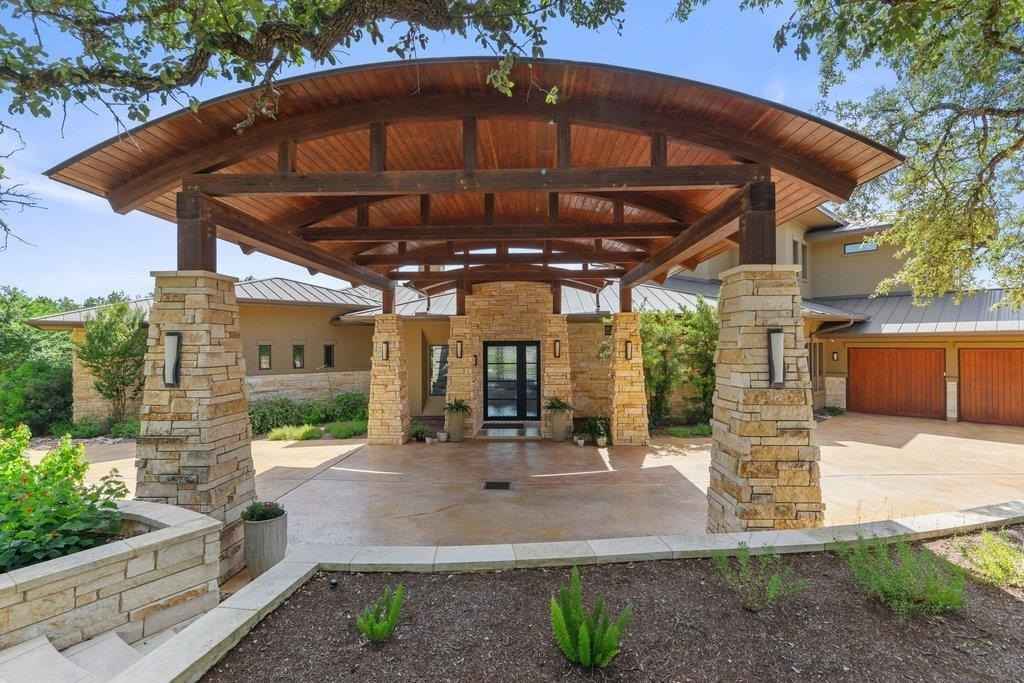 17800 Flagler Dr  