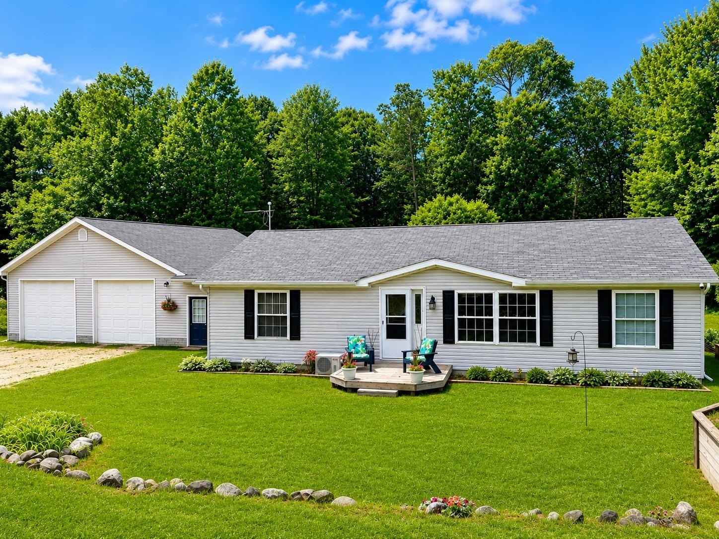 3824 Lapham  