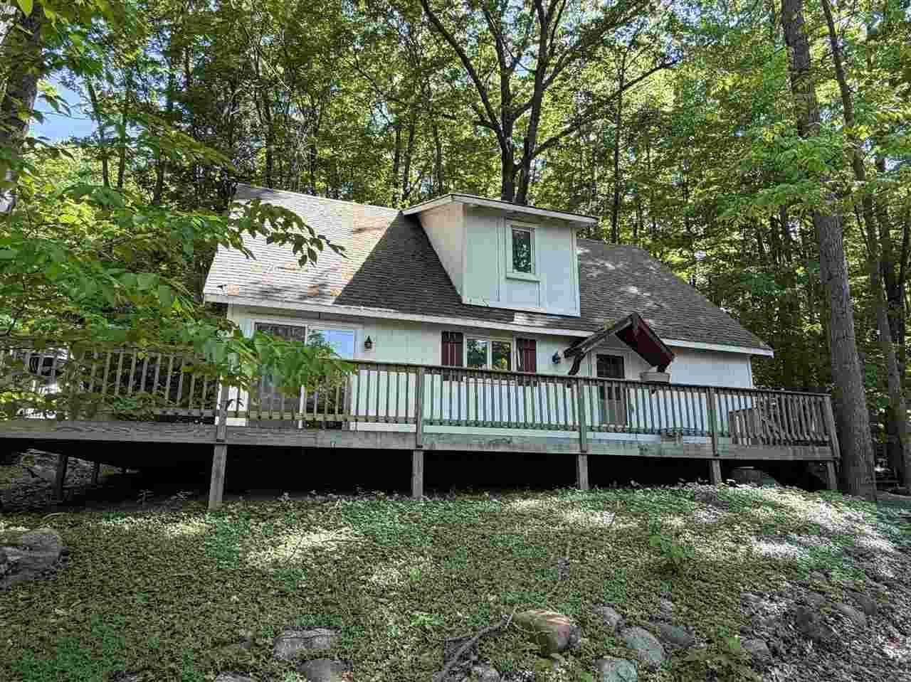 6243 Lake Grove Rd  
