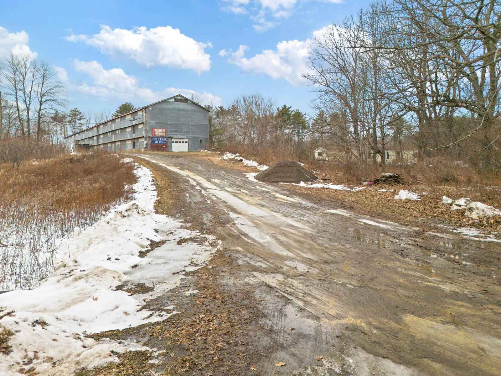 160 Nelson Rd  