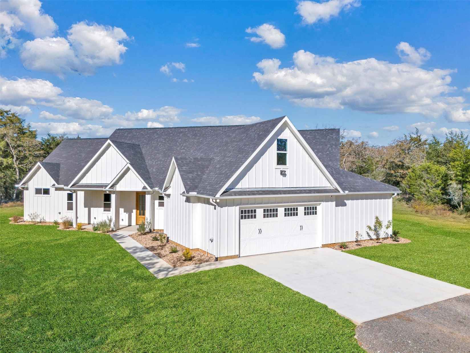 2716 County Rd 324  