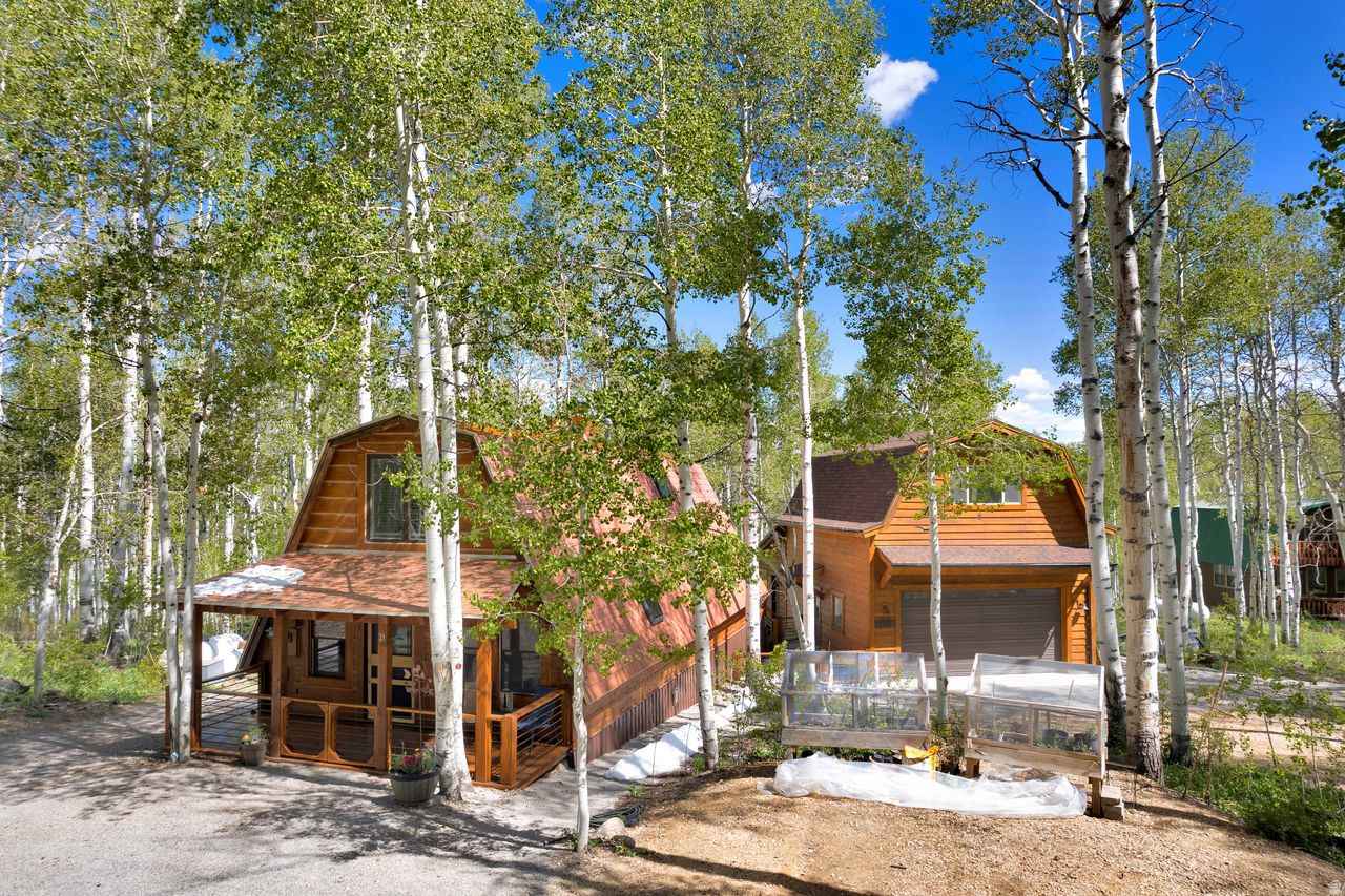 11127 E Maple Rd Unit 21  