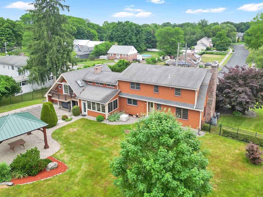 235 N Westfield St  