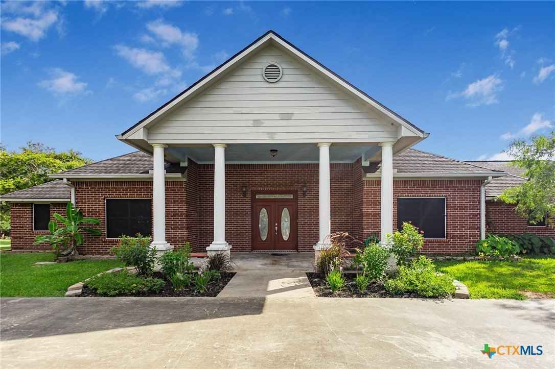 438 Westpark Ave  