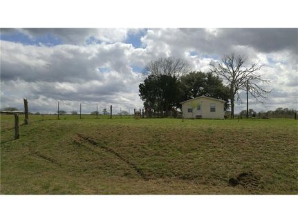 Horse Property in Dewitt County, Texas