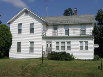 House in Warren County, Illinois