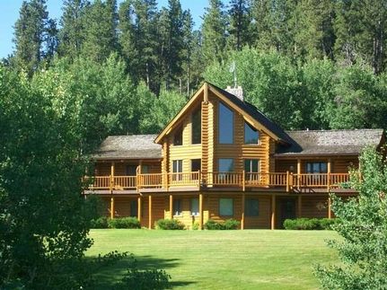 Farm and Ranch in Fergus County, Montana