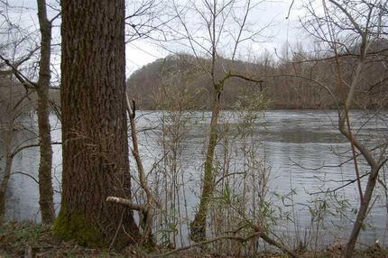 Farm and Ranch in DeKalb County, Tennessee