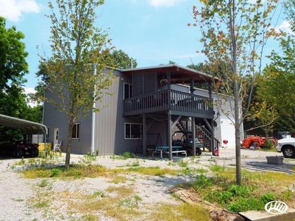 House in Pope County, Illinois