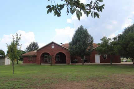 Farm and Ranch in Lamar County, Texas