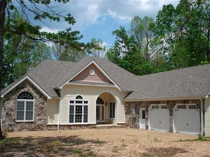 Farm and Ranch in Coffee County, Tennessee