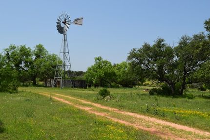 Farm and Ranch in Mason County, Texas