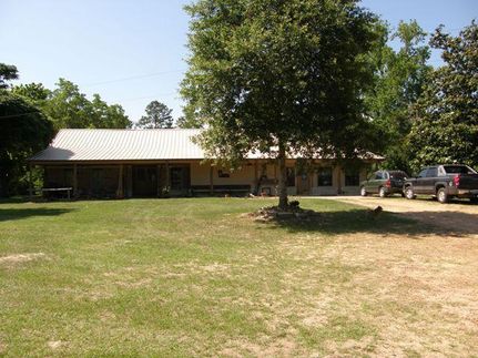 Farm and Ranch in Montgomery County, Texas