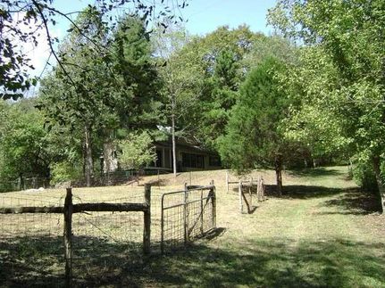 Farm and Ranch in Smith County, Tennessee