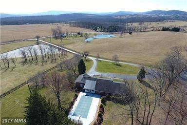 House in Hampshire County, West Virginia
