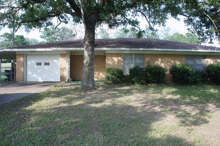 House in Milam County, Texas