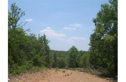 Land in Humphreys County, Tennessee