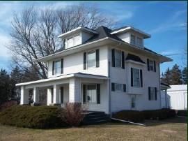 Farm and Ranch in Linn County, Iowa