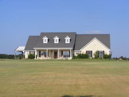 Farm and Ranch in Navarro County, Texas