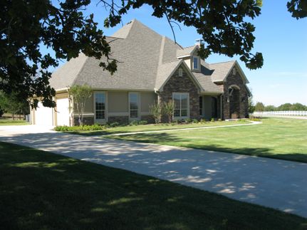 Farm and Ranch in Denton County, Texas