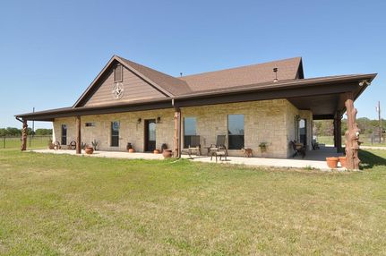 Farm and Ranch in Cooke County, Texas