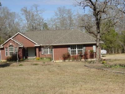 Farm and Ranch in Leon County, Texas