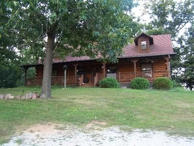 Farm and Ranch in Daviess County, Missouri