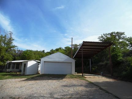 Farm and Ranch in Comanche County, Texas