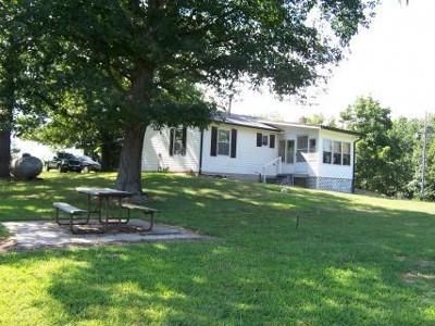Farm and Ranch in Benton County, Missouri