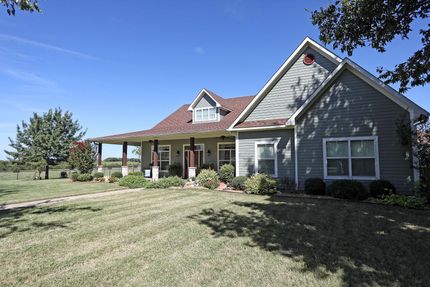 Farm and Ranch in Lamar County, Texas