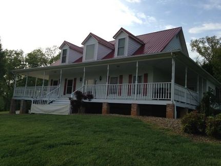 House in Jefferson County, Tennessee