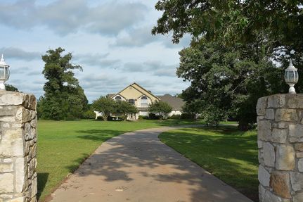 Farm and Ranch in Hopkins County, Texas