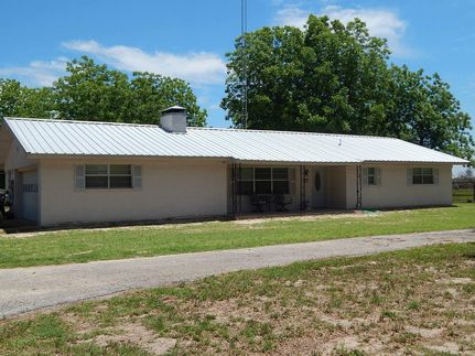 Farm and Ranch in Smith County, Texas