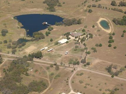 Farm and Ranch in Ellis County, Texas