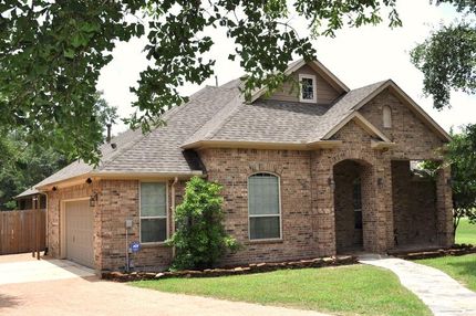 Farm and Ranch in Montgomery County, Texas