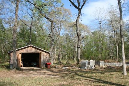 Farm and Ranch in Montgomery County, Texas